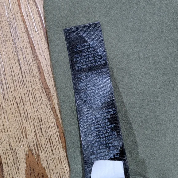 White House Black Market Olive Green Lace-Up Henley Blouse Size 2 Flowy Long Sle - Picture 13 of 13